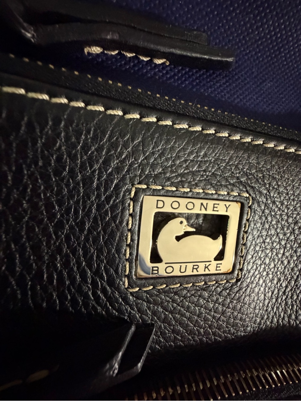 Dooney & Bourke Black Pebble Leather Crossbody Bag - Picture 2 of 6